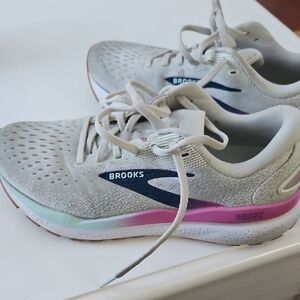 Brooks Ghost Running Shoes - Gray and Pink with Mint